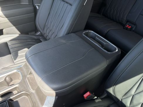 Used 2024 Chevrolet Silverado 1500 RST w/ Z71 Off-Road Package AWD/4WD image 38