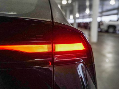 New 2026 Toyota Prius XLE image 12