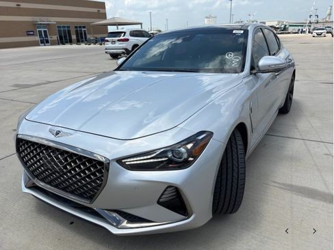 Used 2019 Genesis G70 2.0T Advanced w/ Sport Package RWD image 2