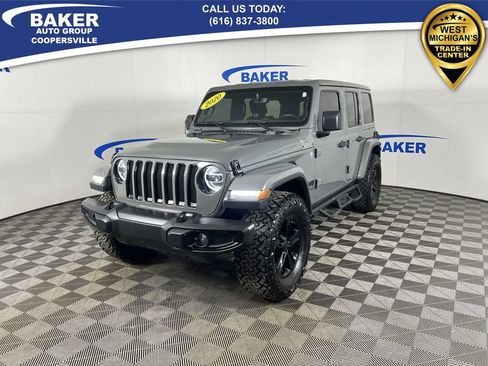 Used 2020 Jeep Wrangler Unlimited Sahara image 1