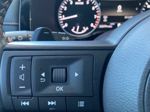 Used 2024 Nissan Pathfinder Rock Creek AWD/4WD image 39