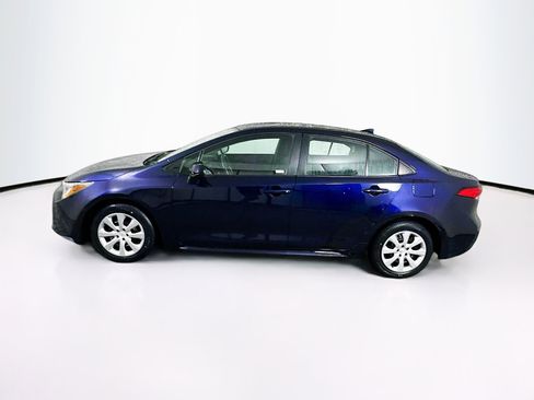Used 2023 Toyota Corolla LE image 4