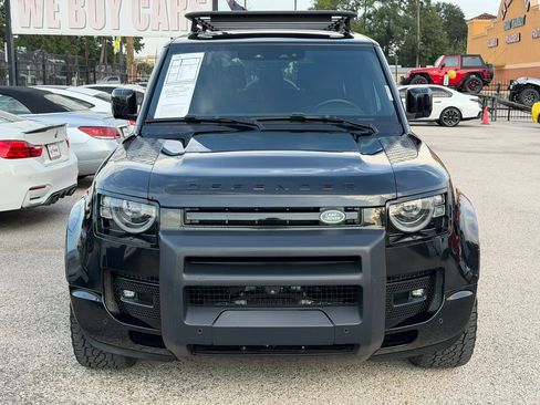 Used 2023 Land Rover Defender 130 X-Dynamic SE AWD/4WD image 2