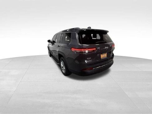 Certified 2025 Jeep Grand Cherokee L Laredo w/ Luxury Tech Group I AWD/4WD image 11