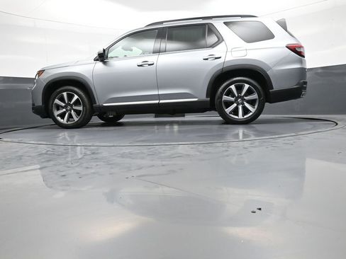 Used 2024 Honda Pilot Touring image 35