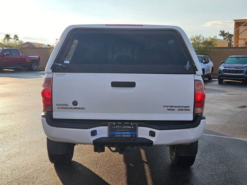 Used 2008 Toyota Tacoma PreRunner image 4
