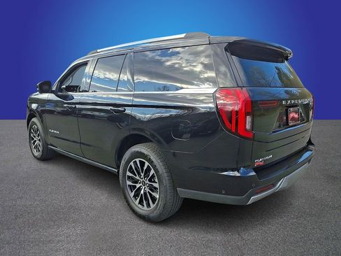 Used 2025 Ford Expedition Platinum AWD/4WD image 6