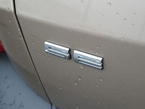 Used 2020 Ford Escape SE image 6