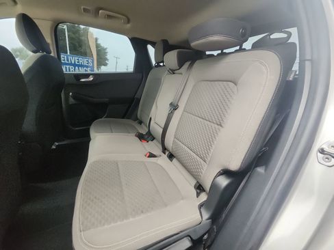 Used 2020 Ford Escape SE FWD image 7