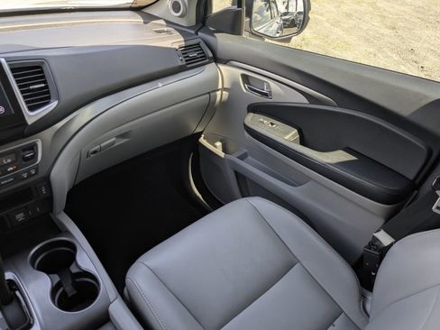 Used 2017 Honda Pilot EX-L image 22