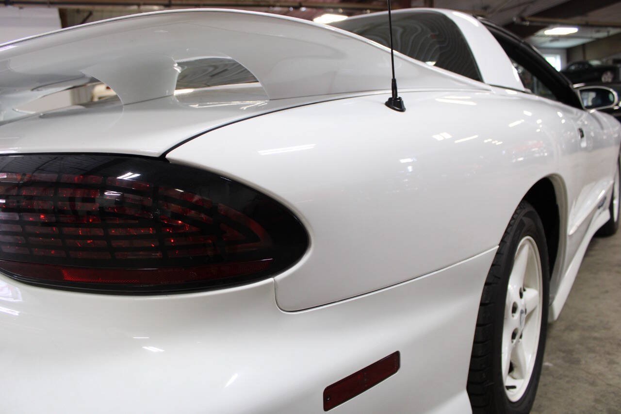 Used 1994 Pontiac Firebird Coupe RWD image 14