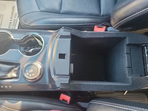 Used 2017 Ford Explorer Limited w/ Equipment Group 303A image 26