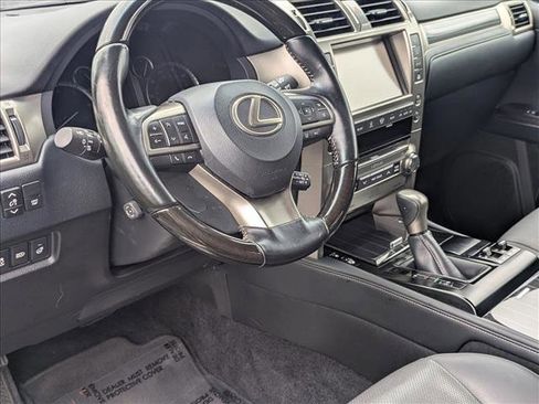 Used 2021 Lexus GX 460 Premium w/ Premium Plus Package image 9