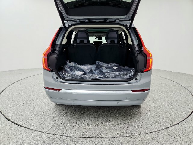 New 2026 Volvo XC90 T8 Plus w/ Protection Package Premier AWD/4WD image 15