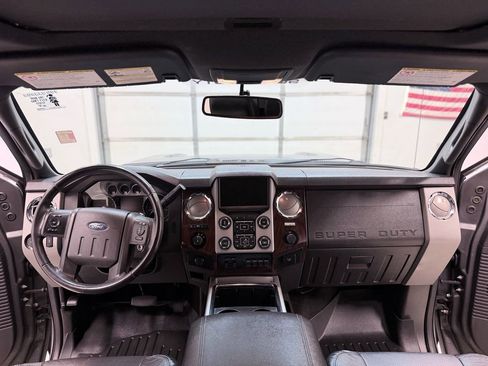 Used 2014 Ford F250 Lariat w/ Lariat Ultimate Package image 22