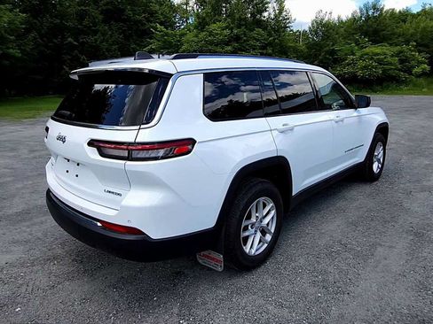 Used 2024 Jeep Grand Cherokee L Laredo AWD/4WD image 8