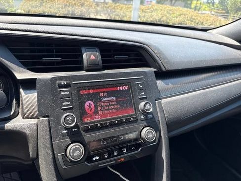 Used 2019 Honda Civic Sport image 6