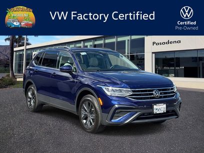 Certified 2024 Volkswagen Tiguan SE w/ Panoramic Sunroof Package