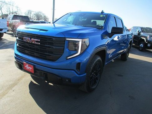 Used 2022 GMC Sierra 1500 Elevation w/ X31 Off-Road Package image 10