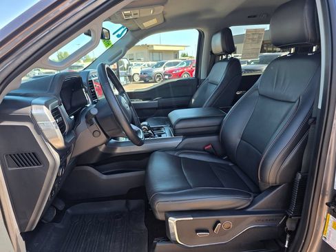 Used 2021 Ford F150 Lariat w/ Equipment Group 502A High AWD/4WD image 4