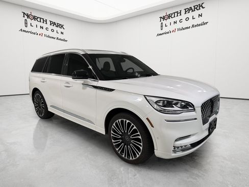 Used 2024 Lincoln Aviator Black Label w/ Dynamic Handling Package AWD/4WD image 7