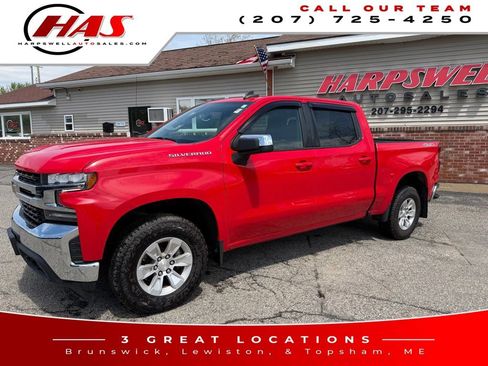 Used 2021 Chevrolet Silverado 1500 LT AWD/4WD image 2
