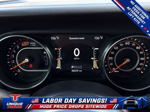 Used 2020 Jeep Wrangler Unlimited Sahara w/ LED Lighting Group AWD/4WD image 37