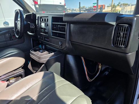Used 2014 Chevrolet Express 3500 LS image 14