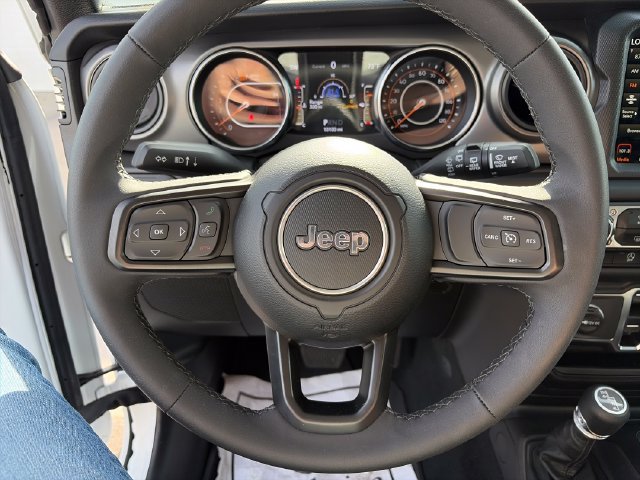Used 2023 Jeep Wrangler Unlimited Sport AWD/4WD image 14