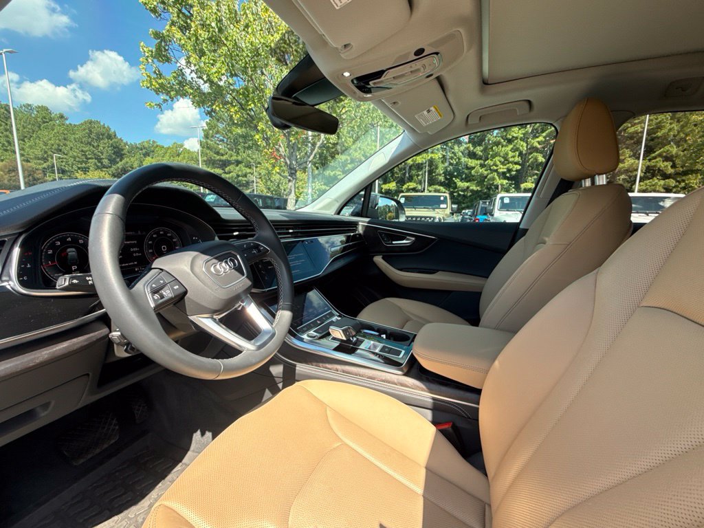 Used 2025 Audi Q7 2.0T Premium Plus AWD/4WD image 14