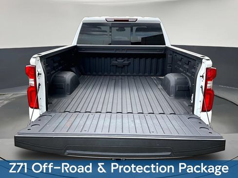 Used 2024 Chevrolet Silverado 1500 RST AWD/4WD image 10