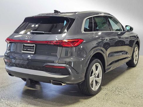 New 2025 Audi Q5 Premium Plus image 7