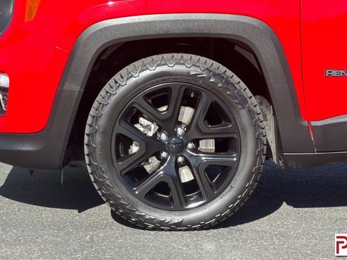 Used 2019 Jeep Renegade Altitude w/ Quick Order Package 2XM FWD image 31
