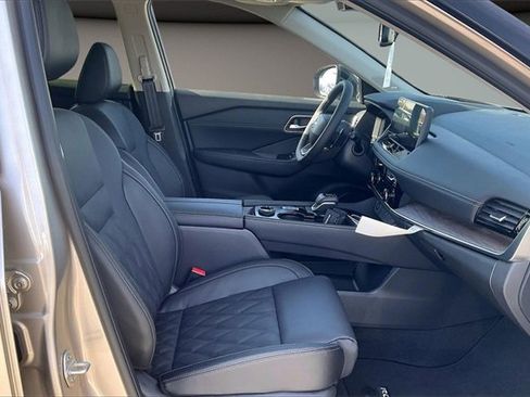 New 2026 Nissan Rogue Platinum w/ Platinum Premium Package image 11