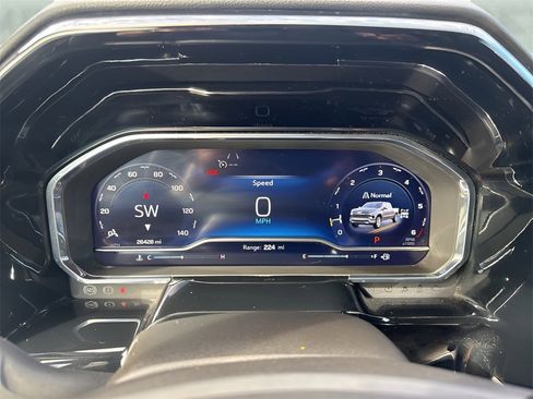 Used 2023 Chevrolet Silverado 1500 LTZ image 24