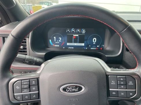 Used 2023 Ford Expedition Limited image 15