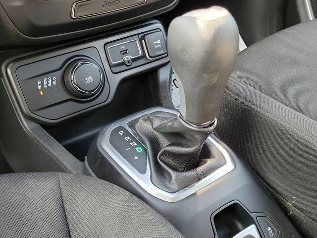 Used 2019 Jeep Renegade Sport AWD/4WD image 25