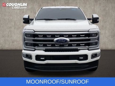 Used 2024 Ford F350 Platinum image 3