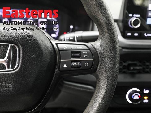 Used 2025 Honda Accord LX image 16