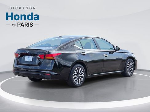 Used 2025 Nissan Altima 2.5 SV FWD image 5
