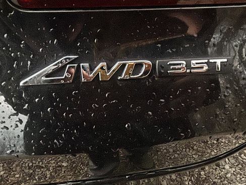 Used 2023 Genesis GV80 3.5T Advanced + image 32