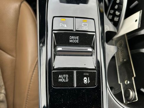 Used 2020 Hyundai Sonata Limited image 17