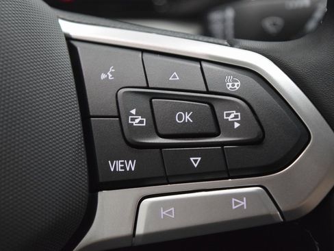 New 2025 Volkswagen Taos S image 14