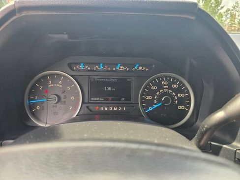 Used 2017 Ford F150 XLT w/ Equipment Group 302A Luxury AWD/4WD image 25