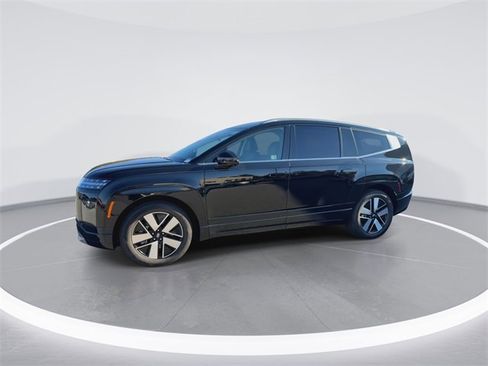 New 2026 Hyundai Ioniq 9 SEL image 8