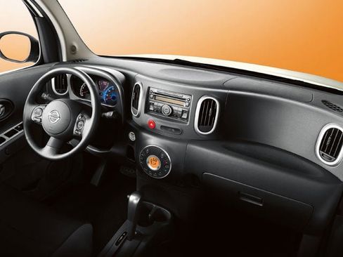 Used 2009 Nissan Cube 1.8 SL w/ SL Preferred Pkg image 4