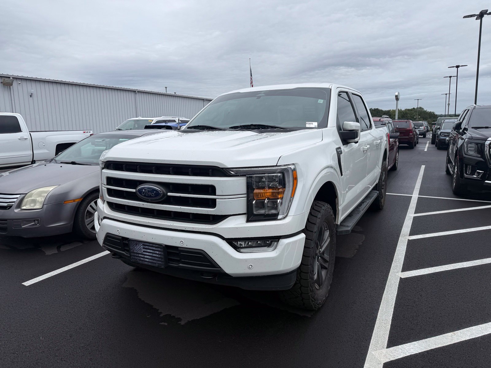 Used 2023 Ford F150 Lariat AWD/4WD image 3