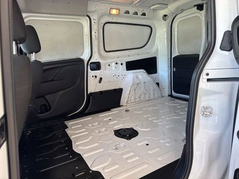 Used 2017 RAM ProMaster City Tradesman w/ Rear Back-up Camera Group FWD image 11