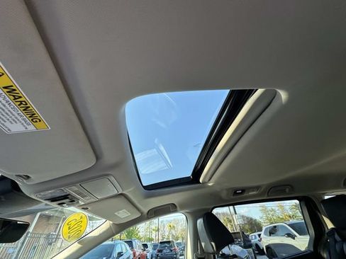 Used 2025 Honda Odyssey EX-L image 27