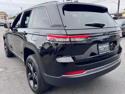 New 2026 Jeep Grand Cherokee Limited w/ Limited Altitude Package AWD/4WD image 5